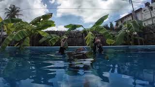 Skill 4 - Buoyancy check at surface (24 Skills Divemaster and Instructor Course IDC)