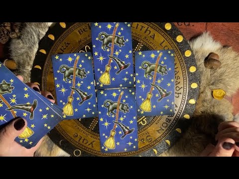 ЧТО ЧЕЛОВЕК ДЕЛАЕТ ПРЯМО СЕЙЧАС? ЧЕМ ЗАНЯТ? Онлайн гадание на Таро