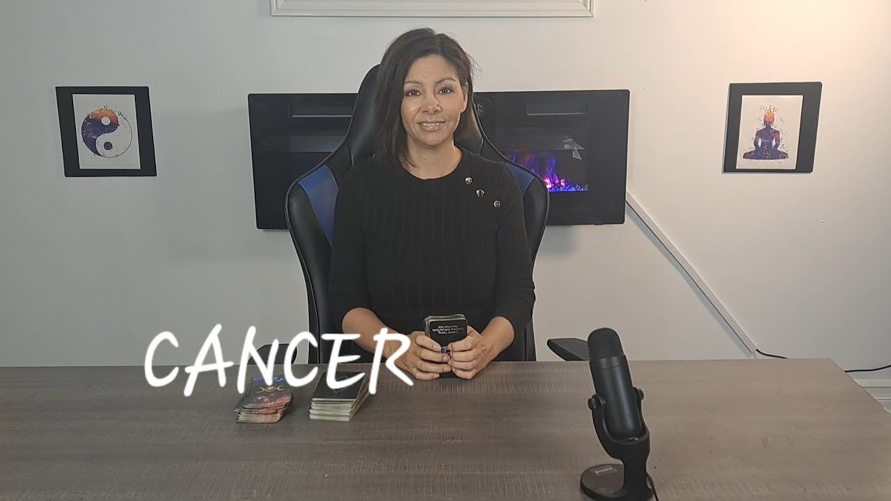 CANCER ♋️THIS COMES OUT OF NO WHERE..... THEY ARE IN LOVE WITH YOU AND THEY WILL WIN YOUR HEART!