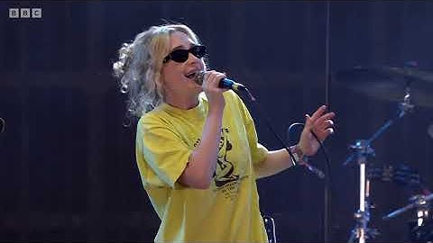 Blondshell - Docket (Glastonbury 2024)