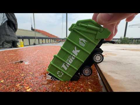 Model Car Falling into Water BMW, Huyndai, Lexus, Toyota, Lamboghini, Ferrari, Mclaren, Audi