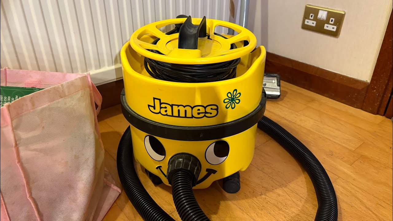 Numatic James JVP180A vacuum cleaner Henry hoover - YouTube