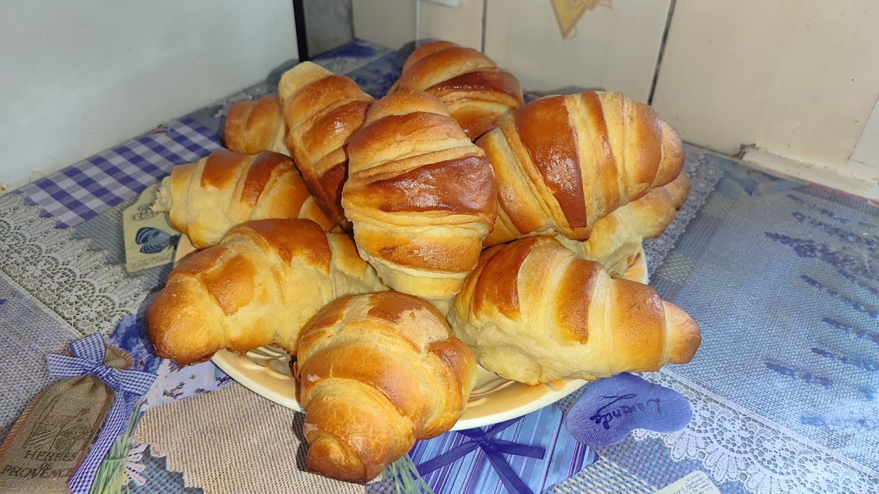 Домашні круасани як у пекарні | Покроковий рецепт