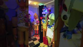 Freddy Fazbear’s Music Box! FNAF Memorabilia!