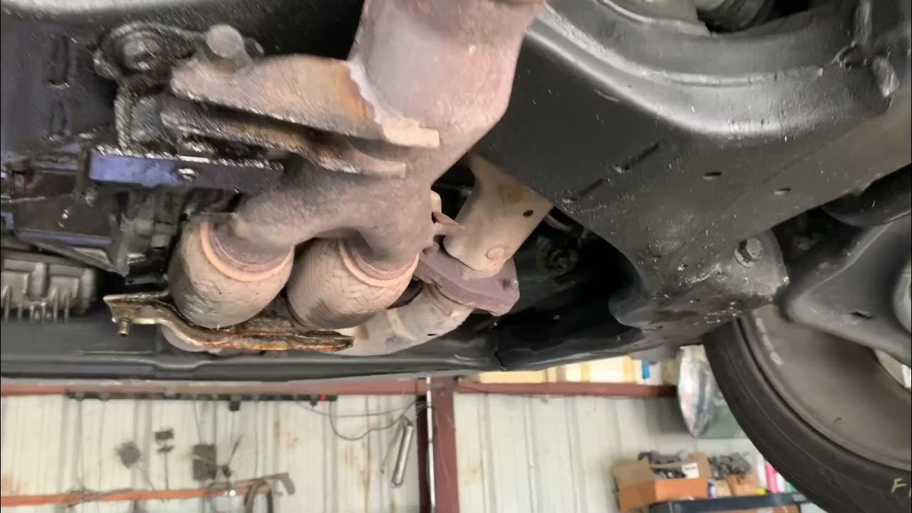 2007 Nissan Maxima Oil Change & Oil Reset - YouTube