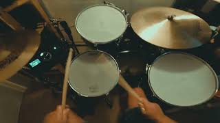 Triplet 4 on the floor drum groove POV cam