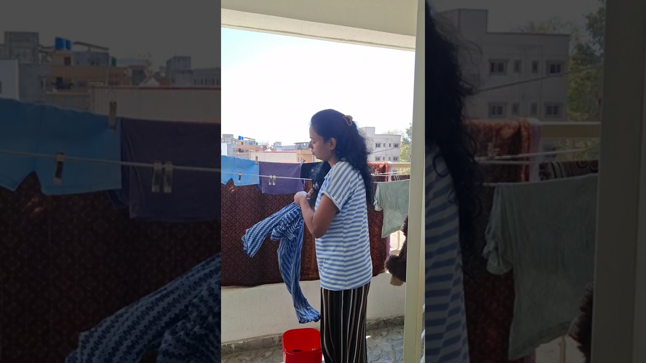 तीनजण असले म्हणून काय झालं सगळी कामं तर तिचा असताना बोलणारे काय बोलून जाता 😡