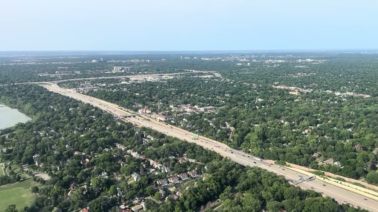 Beautiful morning landing in Minneapolis (MSP)