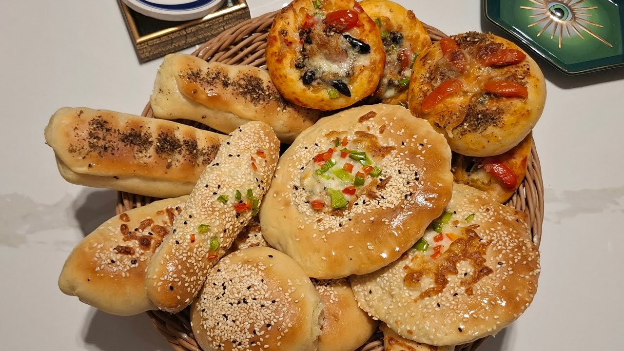 معجنات محشية بمكونات سهلة ولذيذة🍕🫓🥯 احلى رفيق للعودة للمدارس📚📐...هشة وطيييبة 