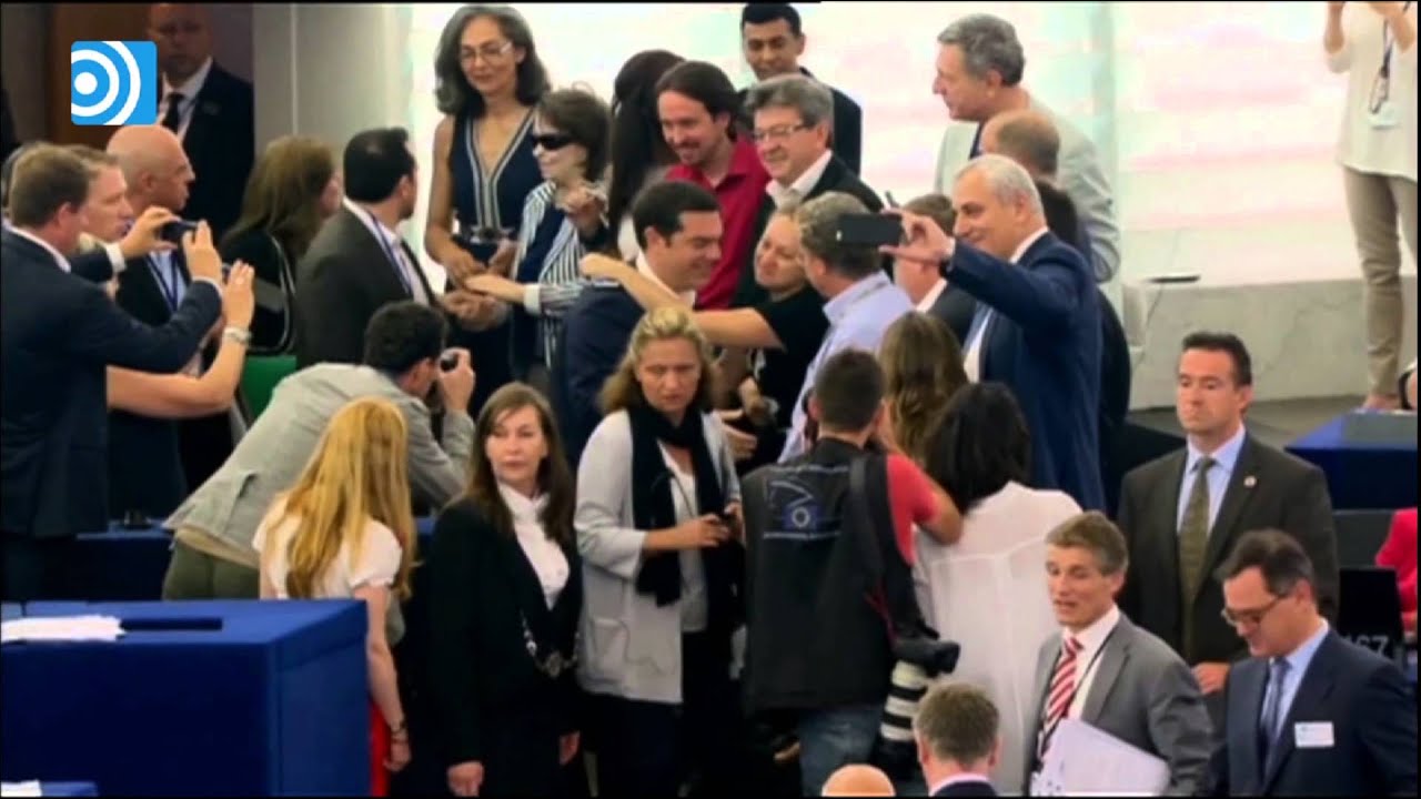 Όταν ο Τσίπρας δεν χαιρέτησε τον ηγέτη των Podemos στο Ευρωκοινοβούλιο (ΒΙΝΤΕΟ)