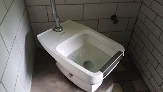 143 1966 State Park Showerhouse With Standard Fixtures