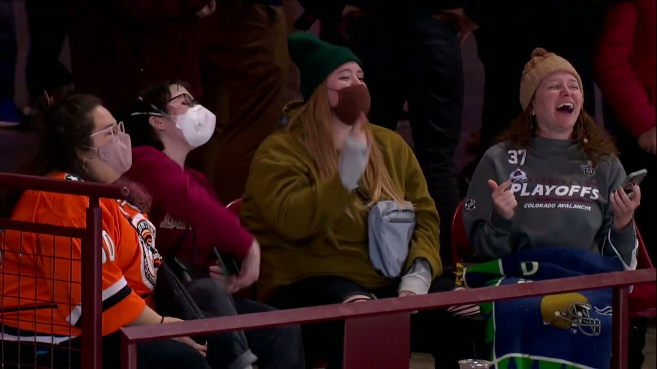 HKY v St Cloud State (5 FEB 22) – Highlights