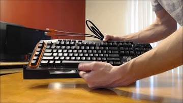 Logitech G710+ Mechanical Gaming Keyboard Unboxing & First Look