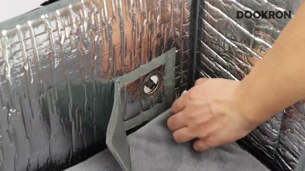 How to install the outdoor cat house ？