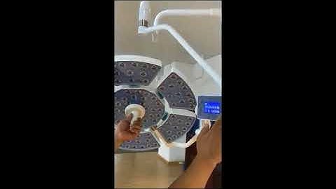 Operating Room Ceiling Light Easily Adjustable with Handles Operating Light