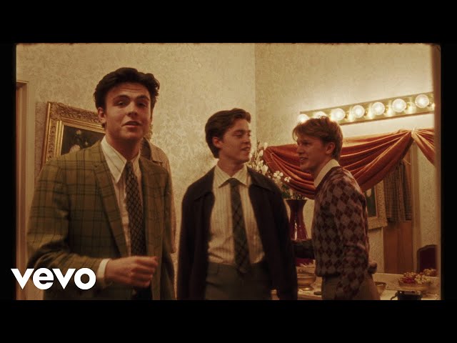 New Hope Club - L.U.S.H. (Official Video) class=