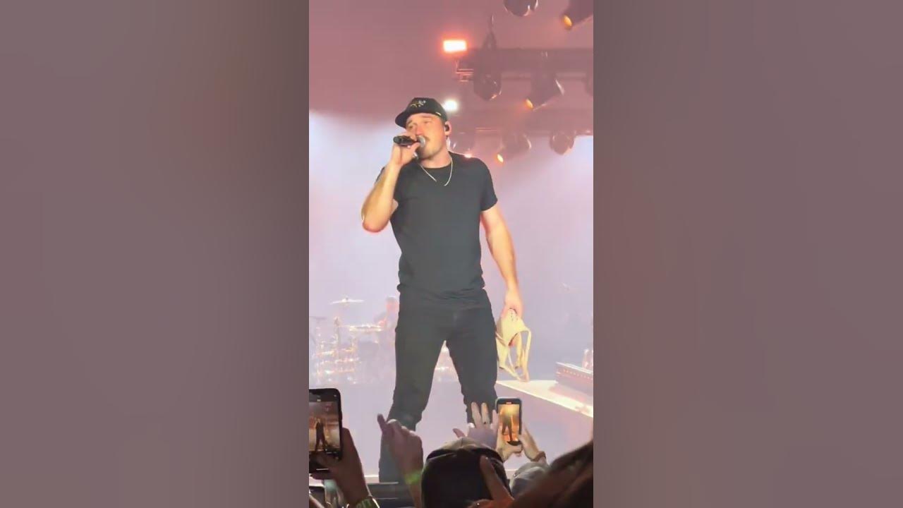 Everything i Love. β€οΈβπ₯ Morgan Wallen in concert #morganwallen #countrymusic Everything i Love. β€οΈβπ₯ Morgan Wallen in concert #morganwallen #countrymusic