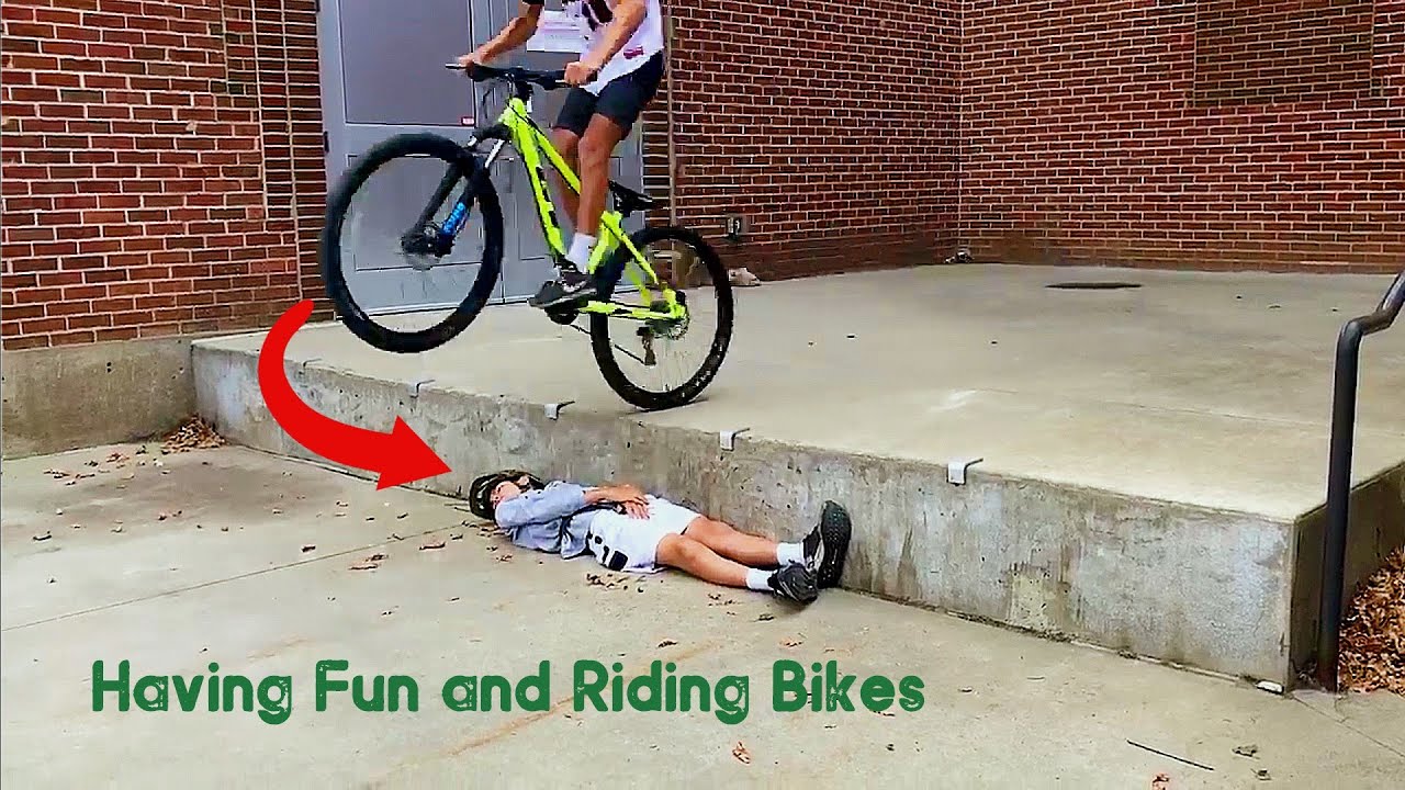 Cruising the CSU art building on our Mountain Bikes | Urban Free Ride ...