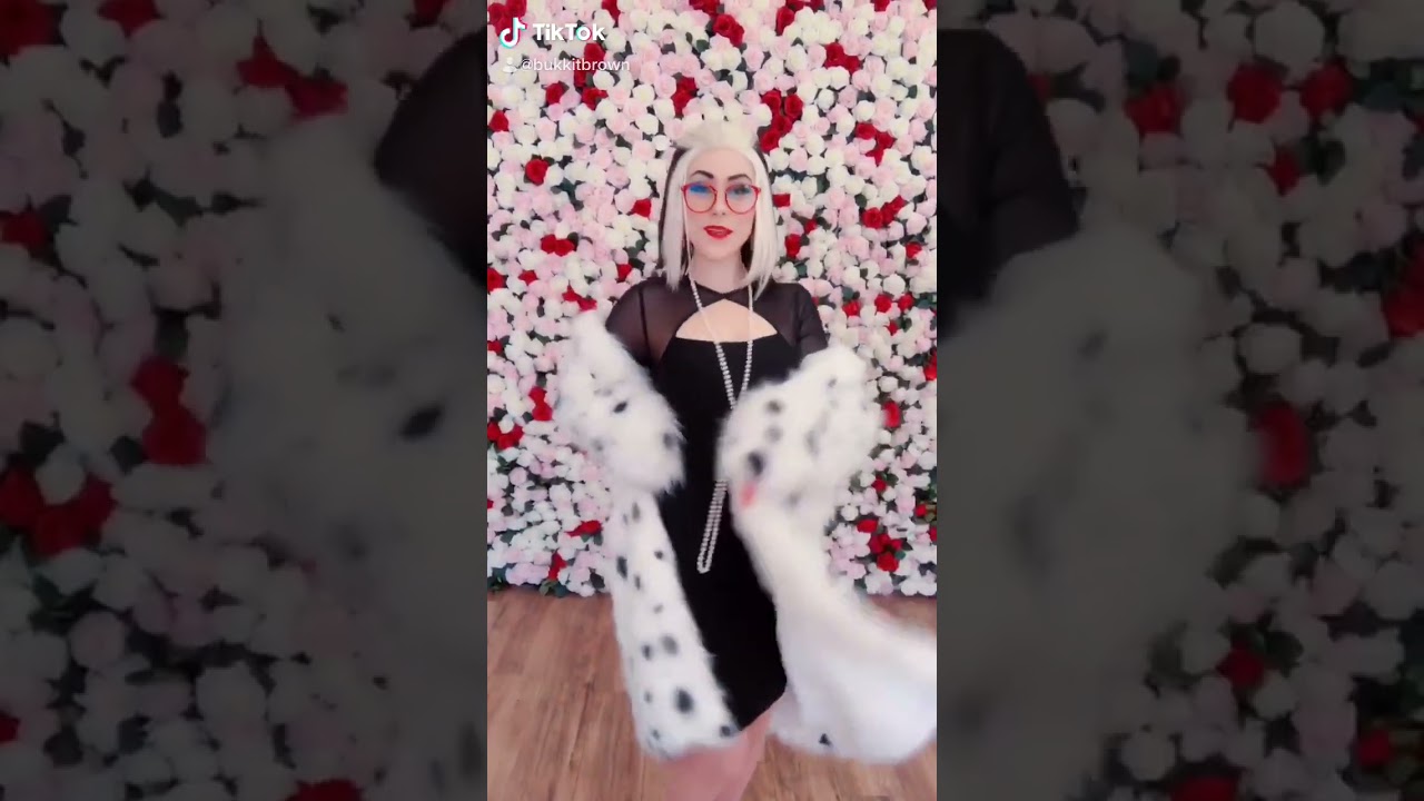 Cruella deVille (fake fur! obvs!)