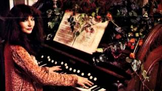 Kate Bush Talking, Laughing And Singing On Chopin - [LIVE]