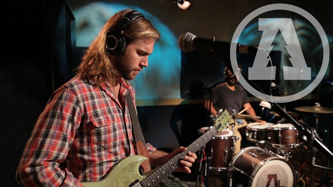 Guarda The Delta Saints - Berlin | Audiotree Live su YouTube Guarda The Delta Saints - Berlin | Audiotree Live su YouTube