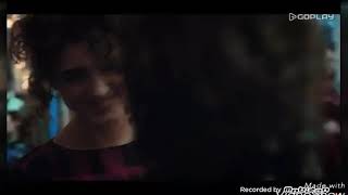 Stranger things (snow ball dance) mike and 11 kiss Stranger Things Eleven Mike Kiss Scene Snowball Dance Scene