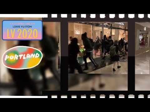 louis-vuitton-shop-store-looted-in-portland---oregon---protesters--portland-riots-2020
