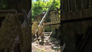 Abandoned house in the woods #abandoned #urbex #old #oldhouse #shorts #exploring #inthewoods #sad