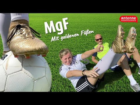 Unser EM-Song: MgF - Mit goldenen Füßen
