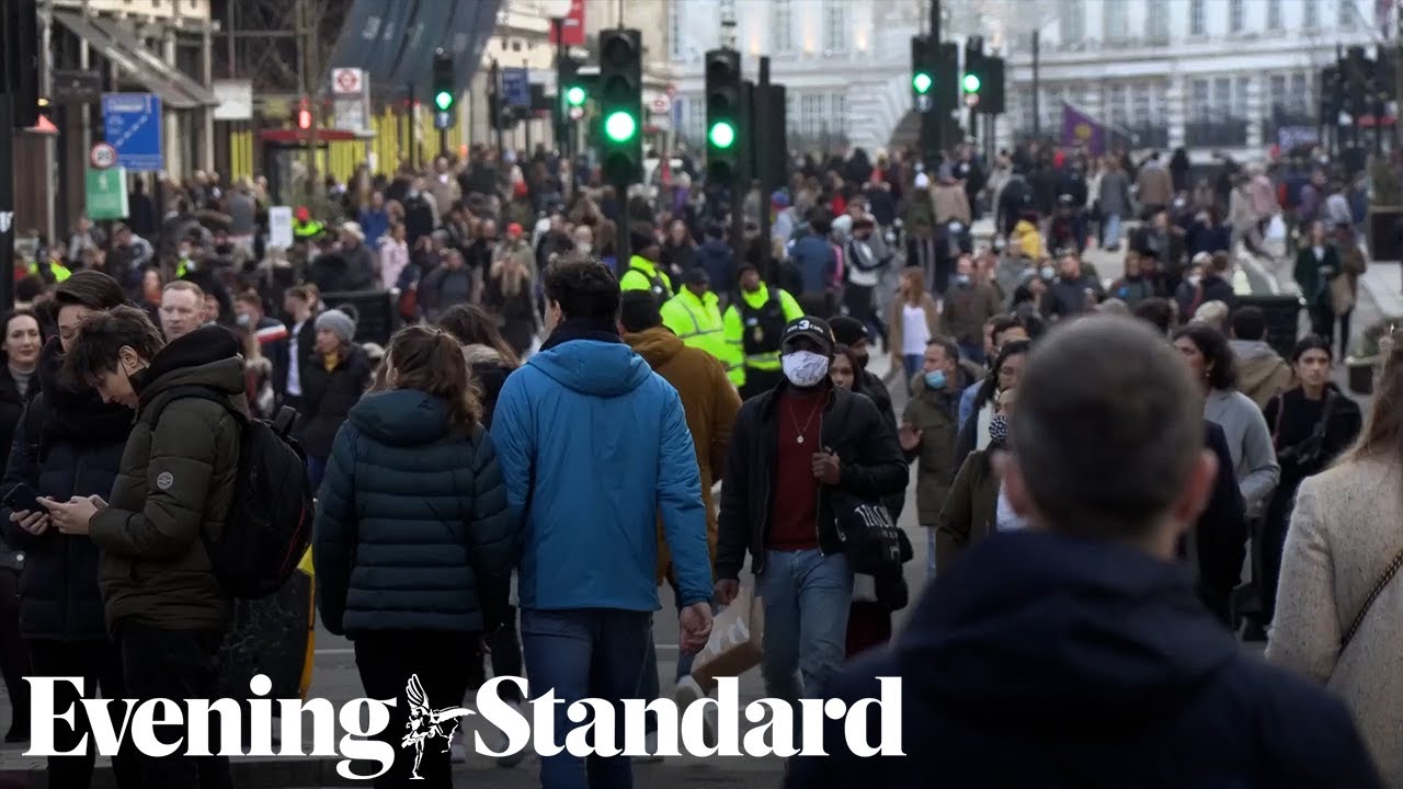 UK economy grows slightly in first quarter but slumps unexpectedly in March