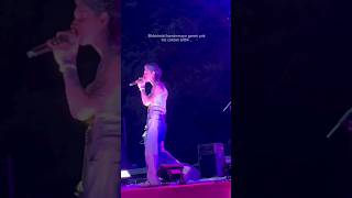 Solmadan Gel Artık Aşkımın Gülü Olsa Da Konuşsa Kalbimin Dili