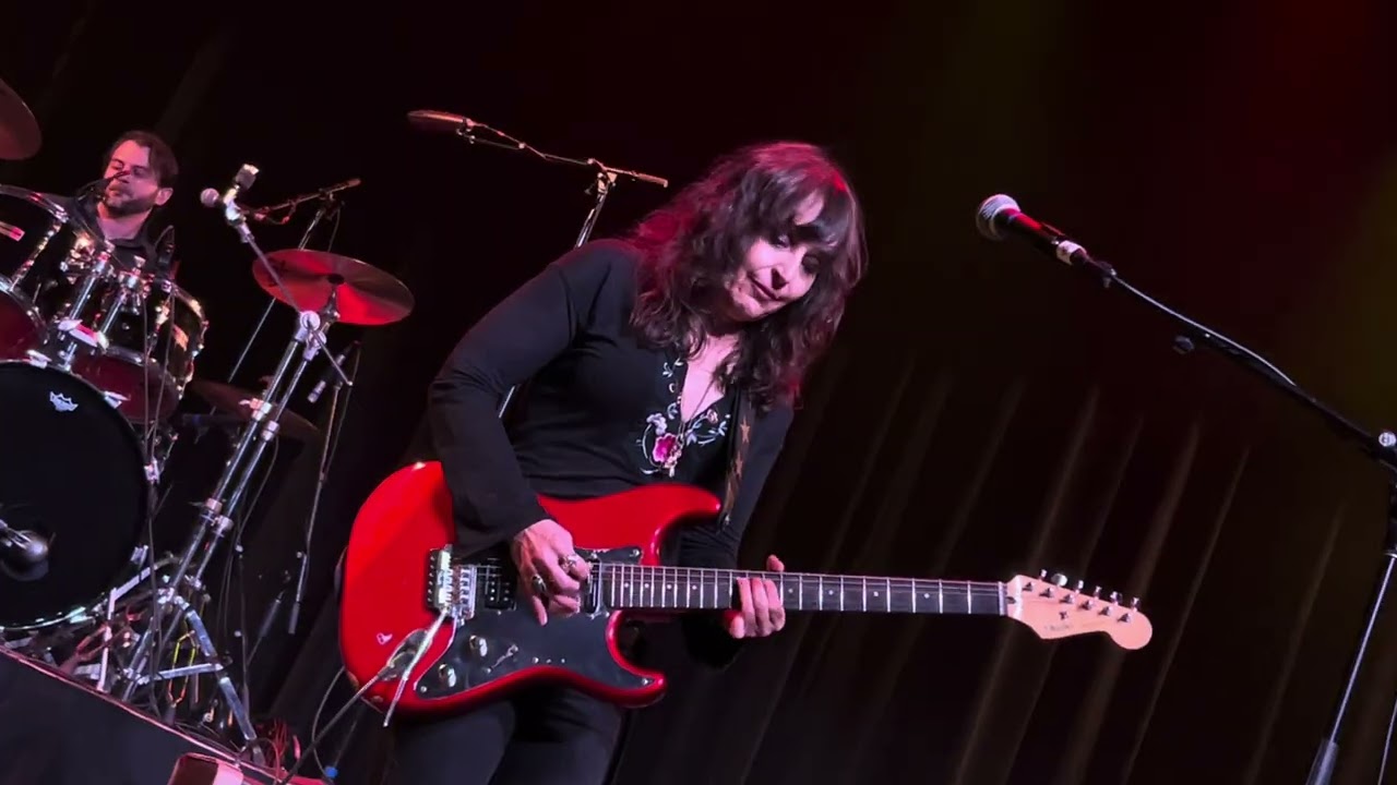 𝐃𝐞𝐛𝐫𝐚 𝐃𝐞𝐯𝐢 - 𝙒𝙝𝙚𝙣 𝙄𝙩 𝘾𝙤𝙢𝙚𝙨 𝘿𝙤𝙬𝙣 / 𝙏𝙝𝙚 𝙍𝙞𝙫𝙚𝙧 🅻🅸🆅🅴  𝐢𝐧 𝐀𝐭𝐥𝐚𝐧𝐭𝐢𝐜 𝐂𝐢𝐭𝐲 𝐍𝐉