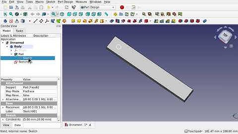 FreeCAD: Automatically add evenly spaced holes depending on length using Part Design Linear Pattern