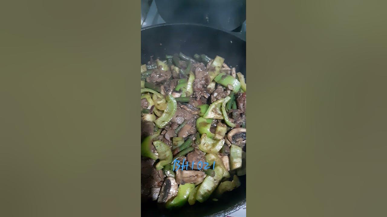Можно давать кошке куриную печень. Печень куриная рефтинская. испорченная куриная печень. кухня наизнанку печень куриная.