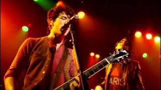 Jonas Brothers: Shelf live at The Roxy