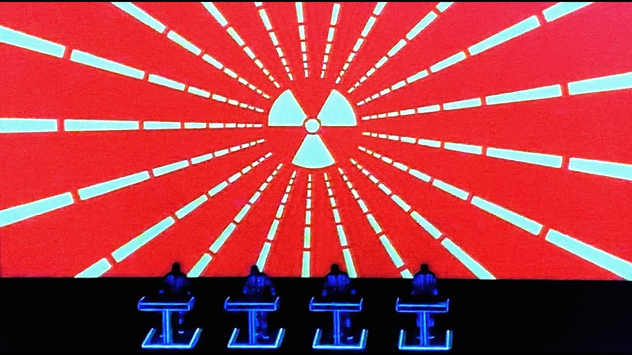 Kraftwerk "Geiger Counter / Radioactivity (Remix)" Live Walt Disney