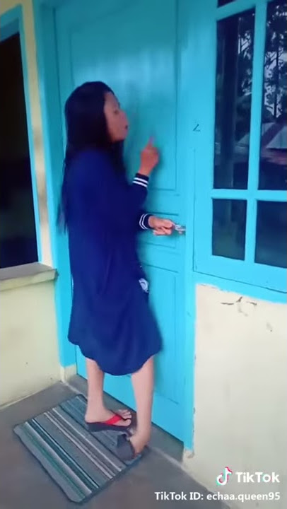 Aku mau minjem bh
