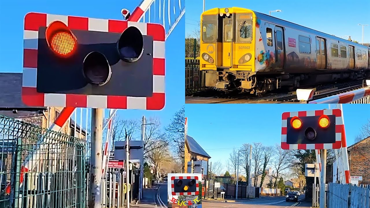 Maghull Level Crossing, Merseyside