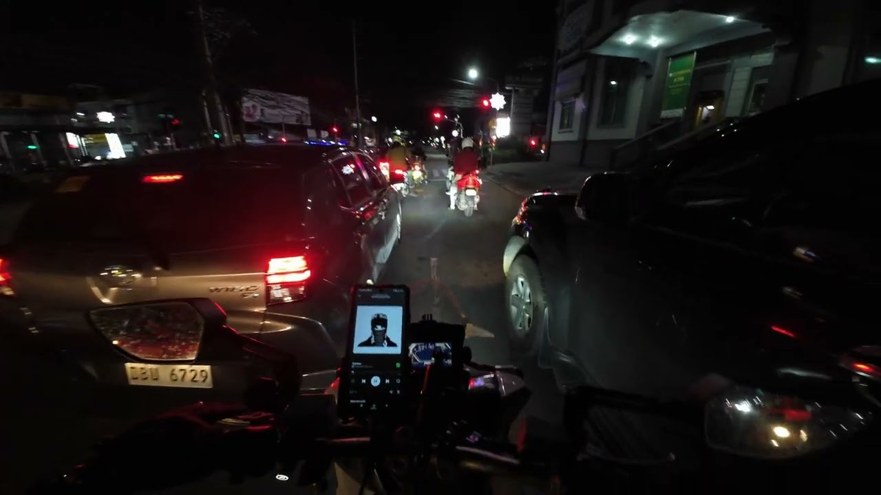 Spending Christmas Eve on the Road | POV | ADV 150 | JDEE SHARK TIP