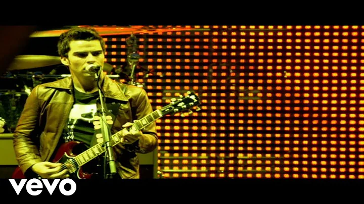 Stereophonics - Dakota (Live at V Festival, 2008)