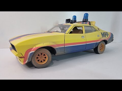 greenlight 1974 Ford Falcon xb 4 Door big bopper mfp pursuit 1/18