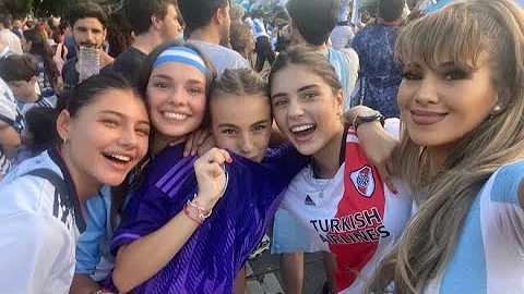 Mundiales ! How much do Argentine fans know about the World Cup? Interview by Leila Ciancaglini