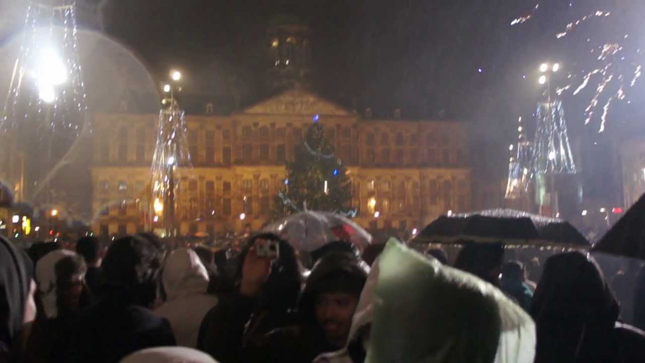 New Years Eve 2013 Fireworks In Amsterdam- Dam Square 2