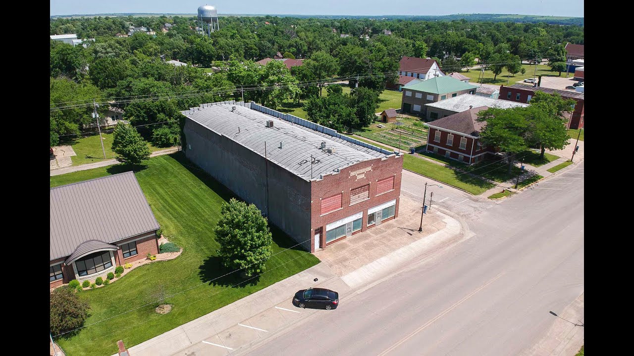 600 N. Main, EUREKA, KS YouTube