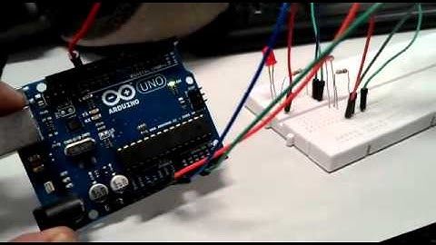 Aula LPV - Arduíno (Ana Luísa do Carmo, Filipe Gregorio, Pedro Paulo e Welemar Celestino)