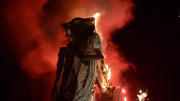 Quixotic Convergence DSC 3139