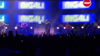 BIG ALI & DOLLARMAN - Hit the floor [HD] 2010 Resimi