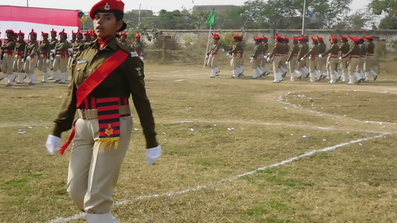Mahila sashatra vahini sasaram passing out 2017 - YouTube