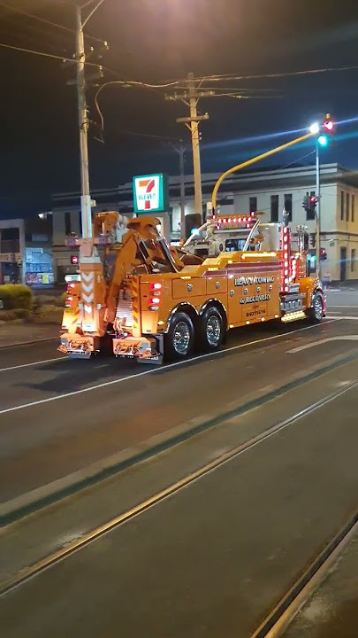 AUSTRALIA HAS THE TOUGHEST HEAVY TOW RECOVERY TRUCKS IN THE WORLD