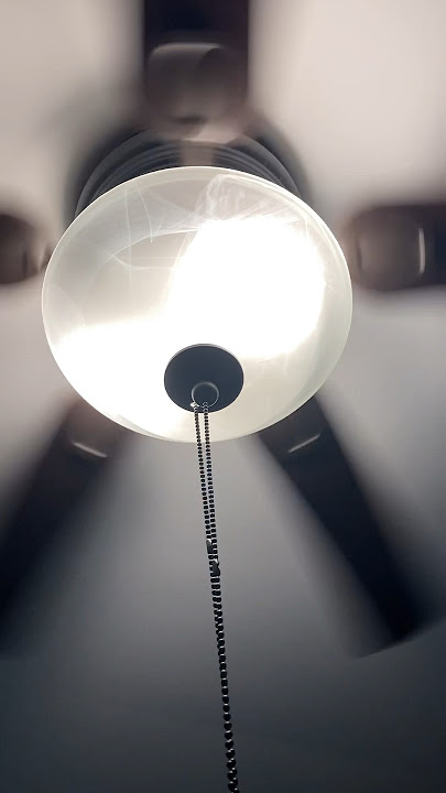 Harbor breeze, Mayfield ceiling fan on all speeds shorts